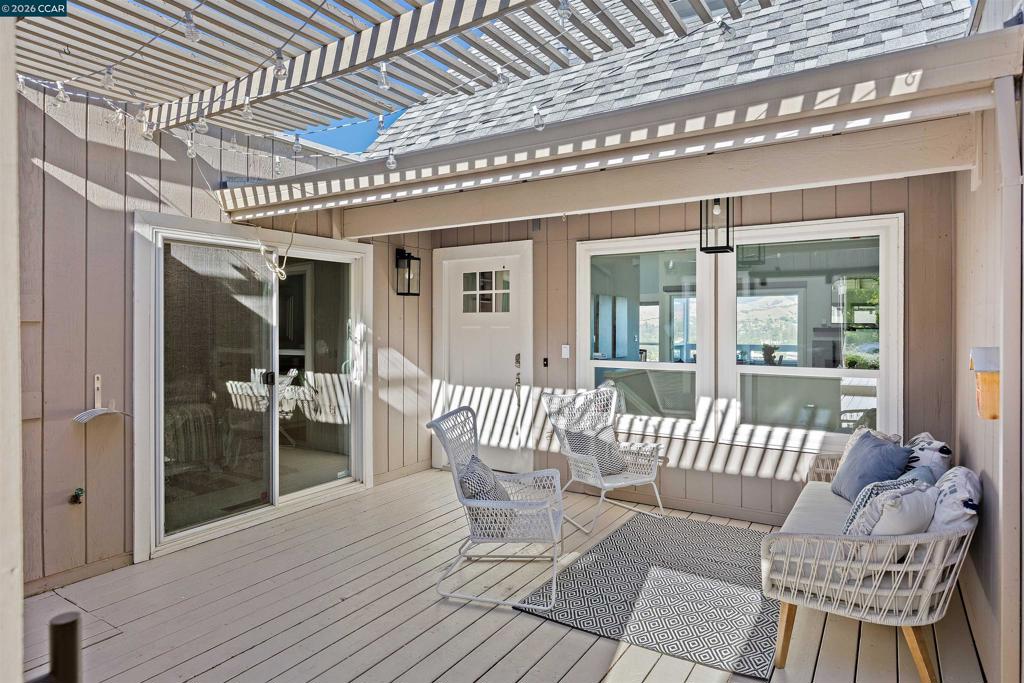 1646 Terrace Way Property Photo 3
