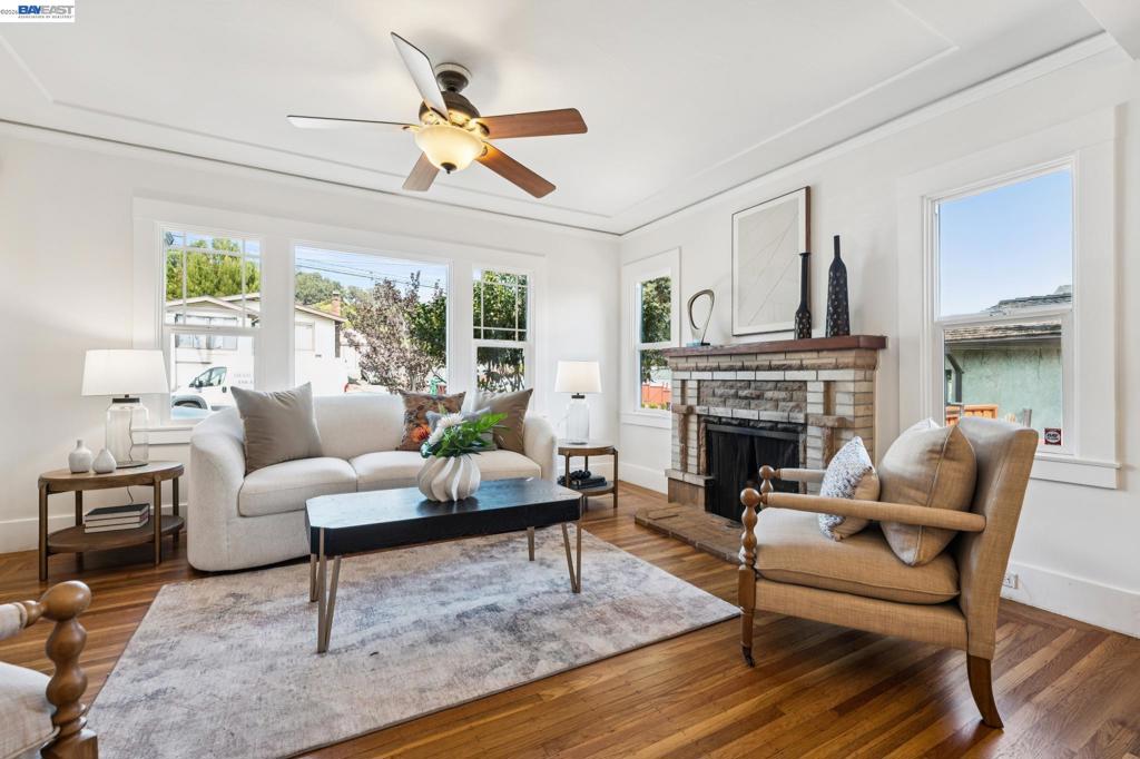 10907 Julius St Property Photo 2