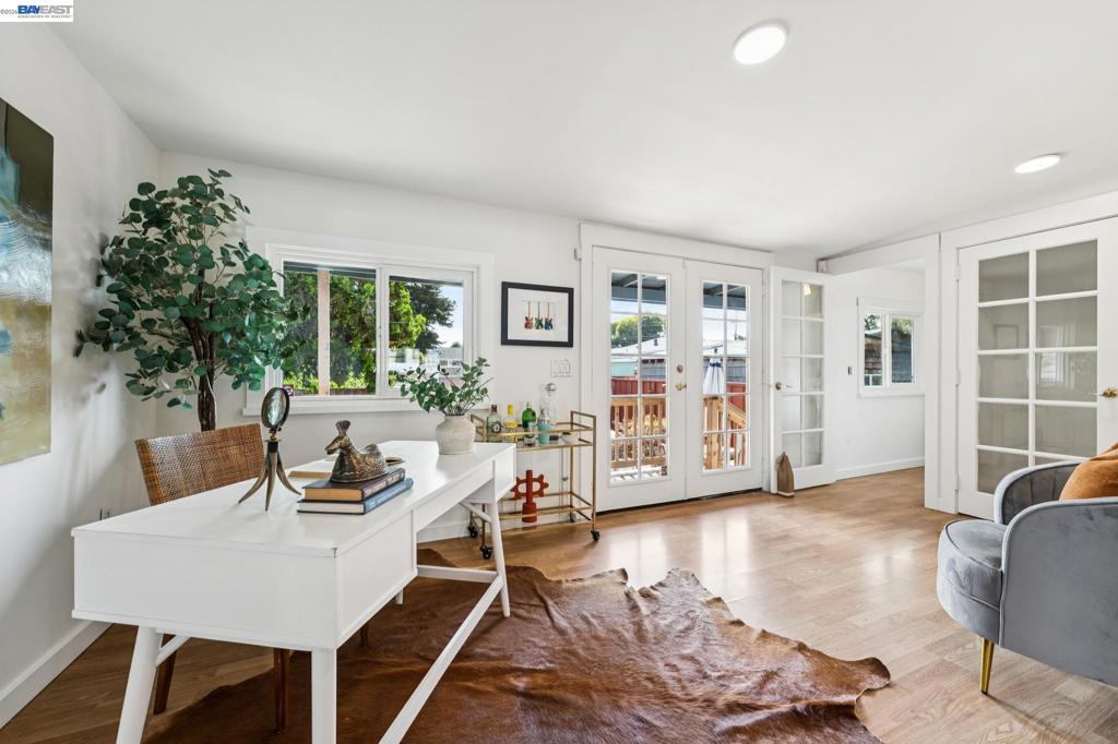 10907 Julius St Property Photo 17