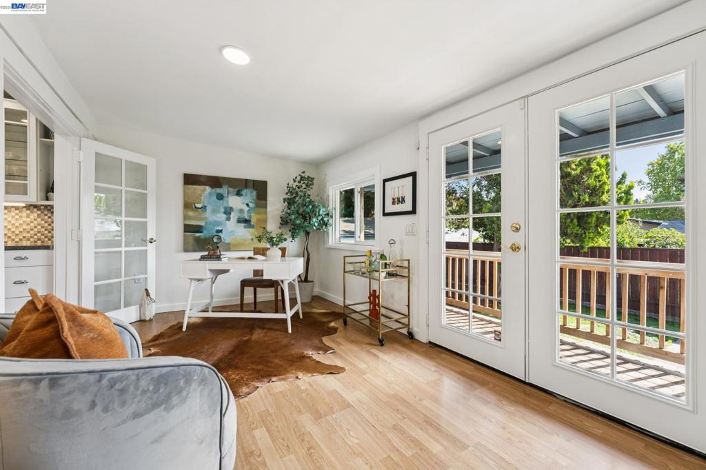 10907 Julius St Property Photo 18