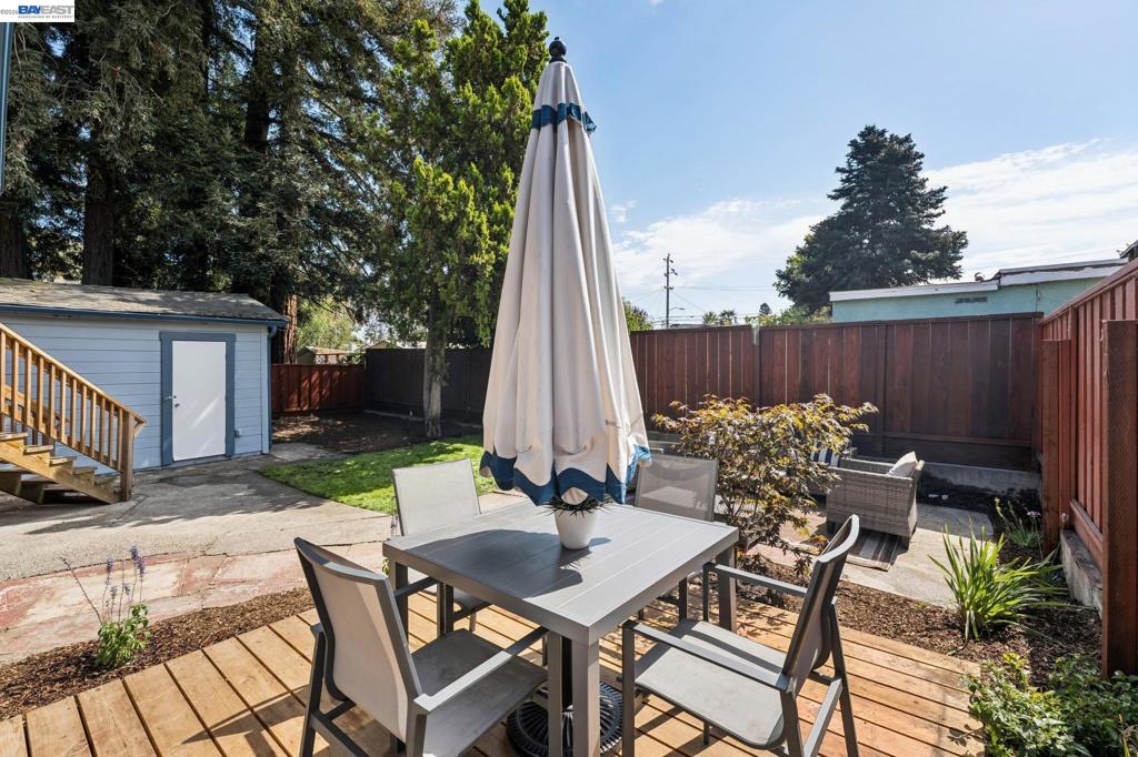 10907 Julius St Property Photo 37