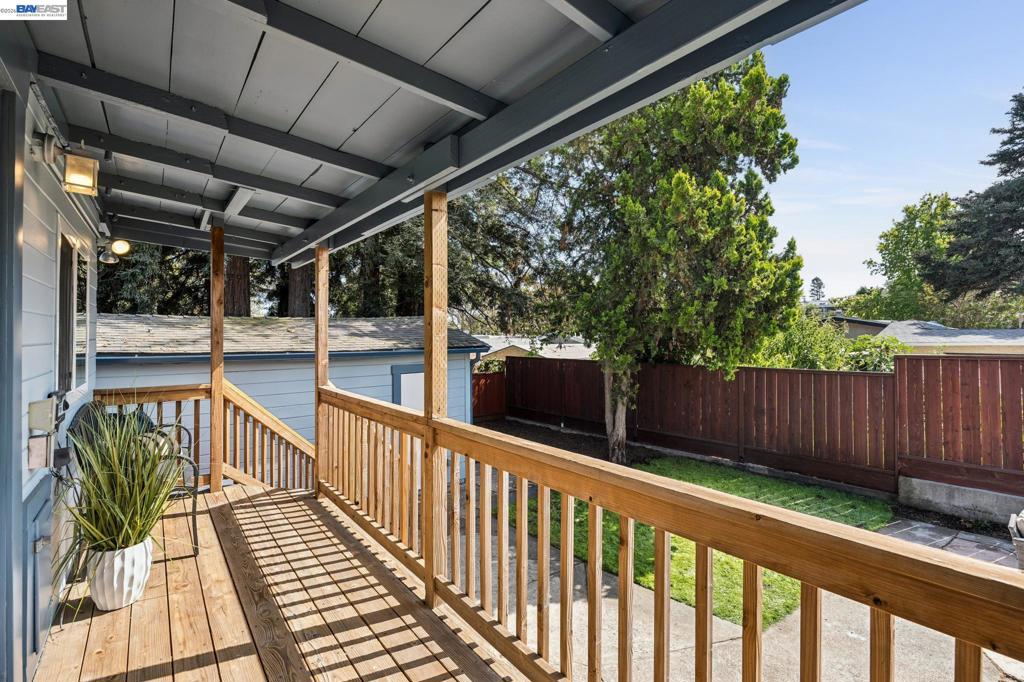 10907 Julius St Property Photo 39
