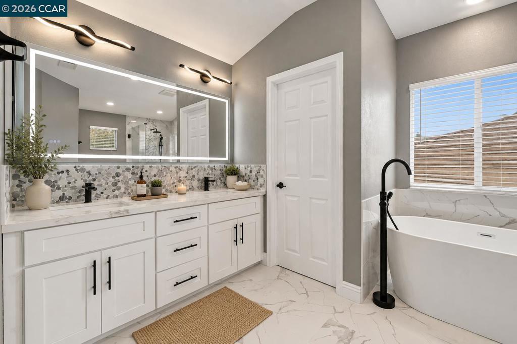 4414 Horseshoe Cir Property Photo 18