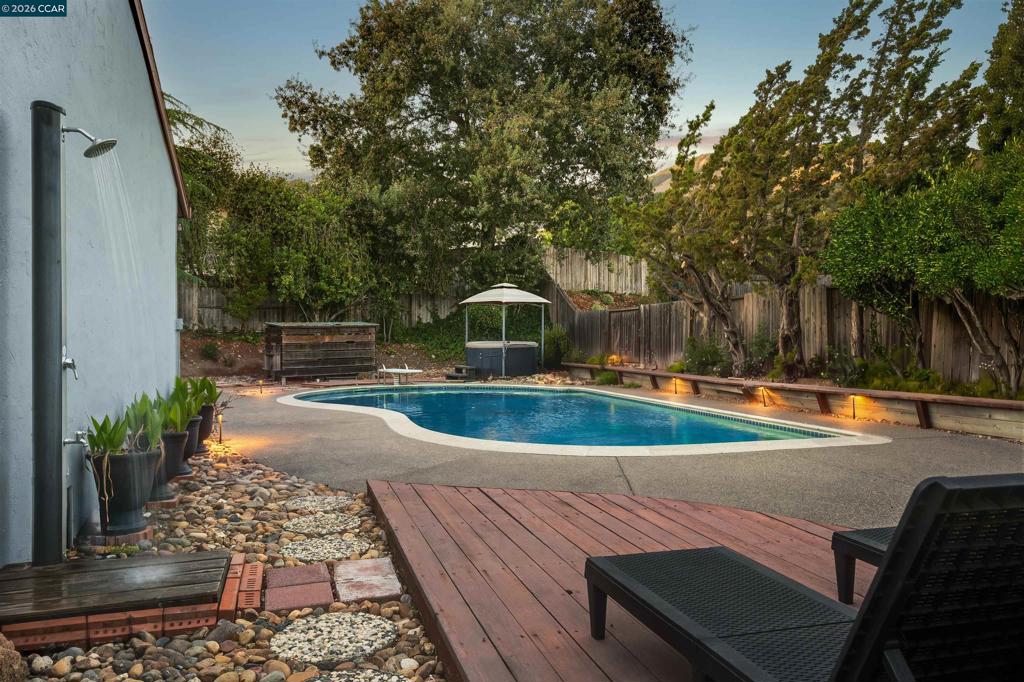 434 San Carlos Way Property Photo 44