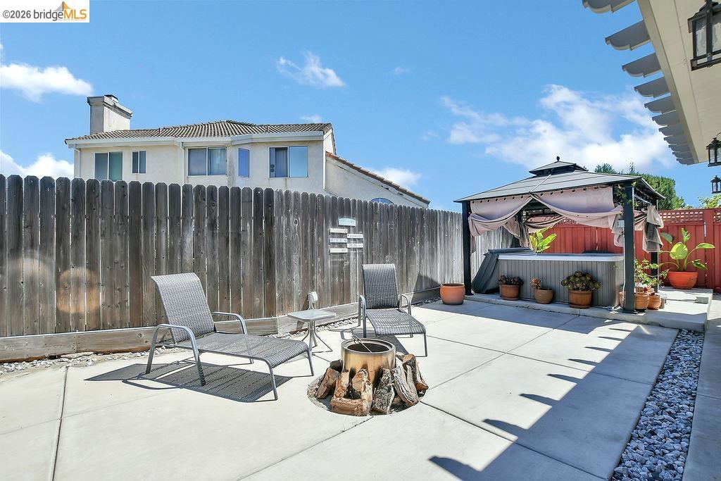 108 Edmeades Court Property Photo 33
