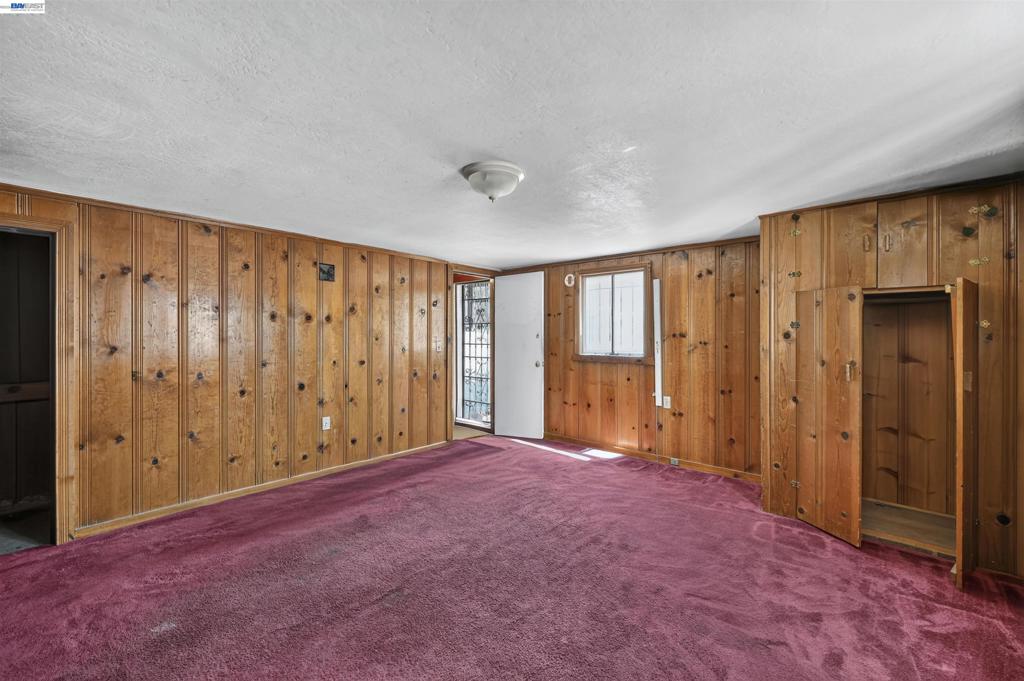 7015 Holly St Property Photo 17