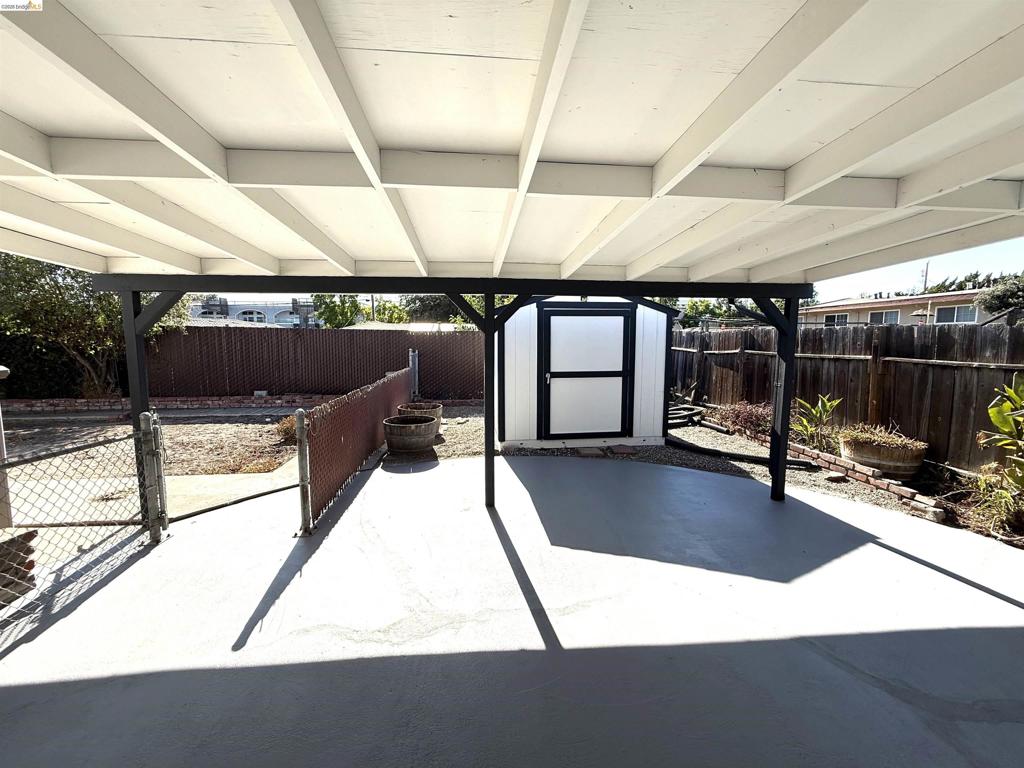 1636 Bruce St Property Photo 15