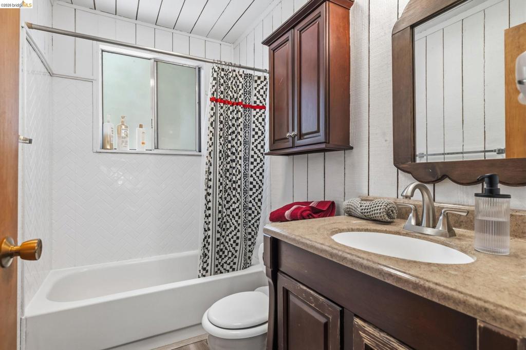 25242 Deborah Dr. Property Photo 30