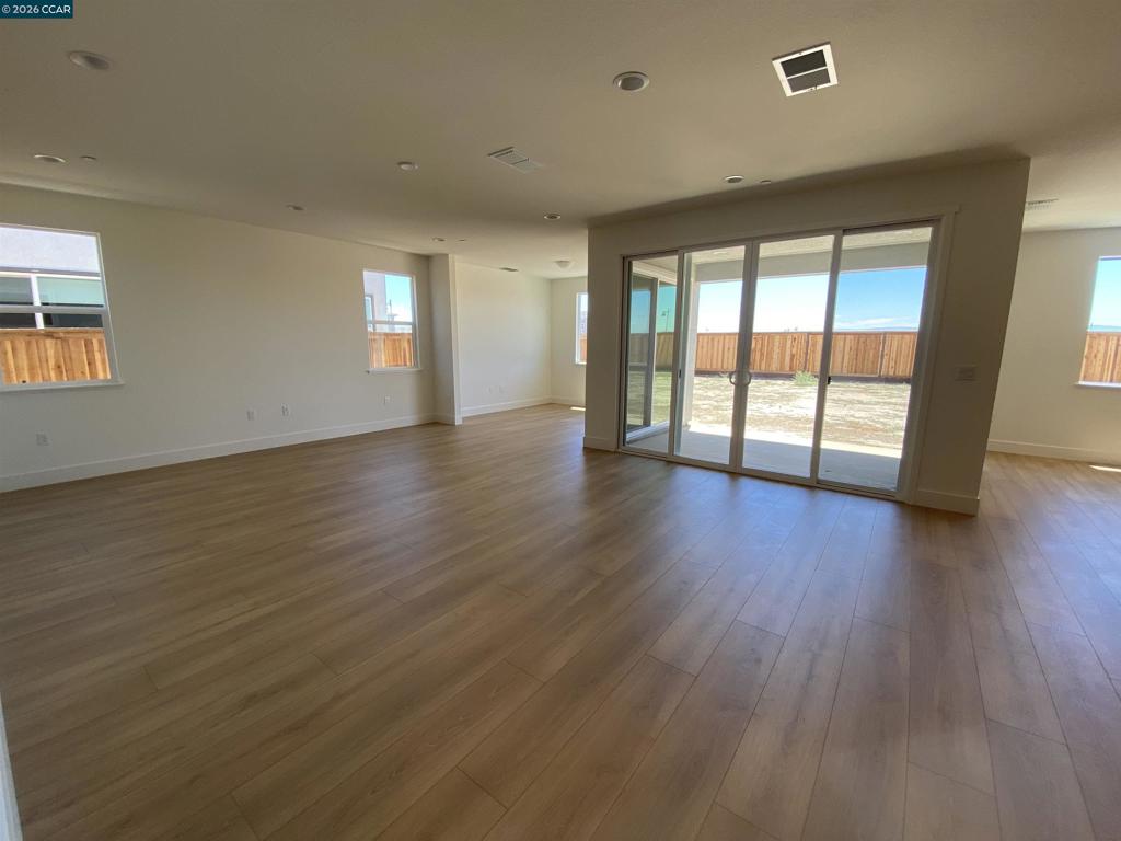 3600 Darnoch Property Photo 12