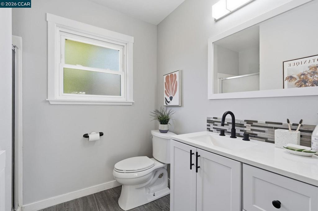 4814 Wolf Way Property Photo 38
