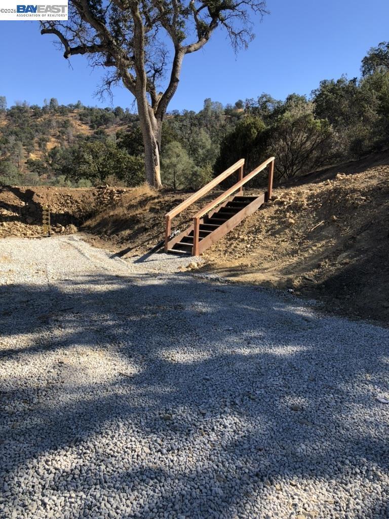 17488 W Corral Hollow Rd Property Photo 2