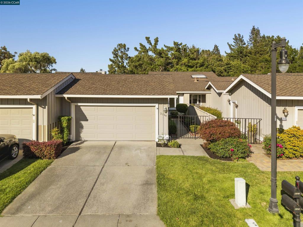 2124 Presidio Ct Property Photo 1