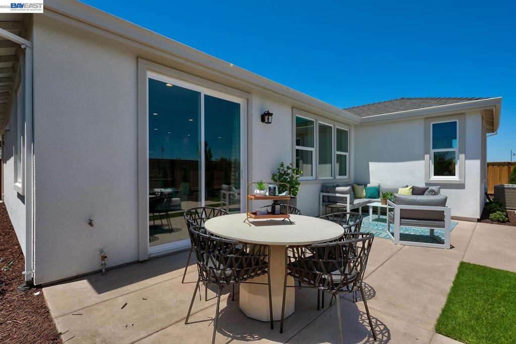 1021 Kestrel Street Property Photo 45