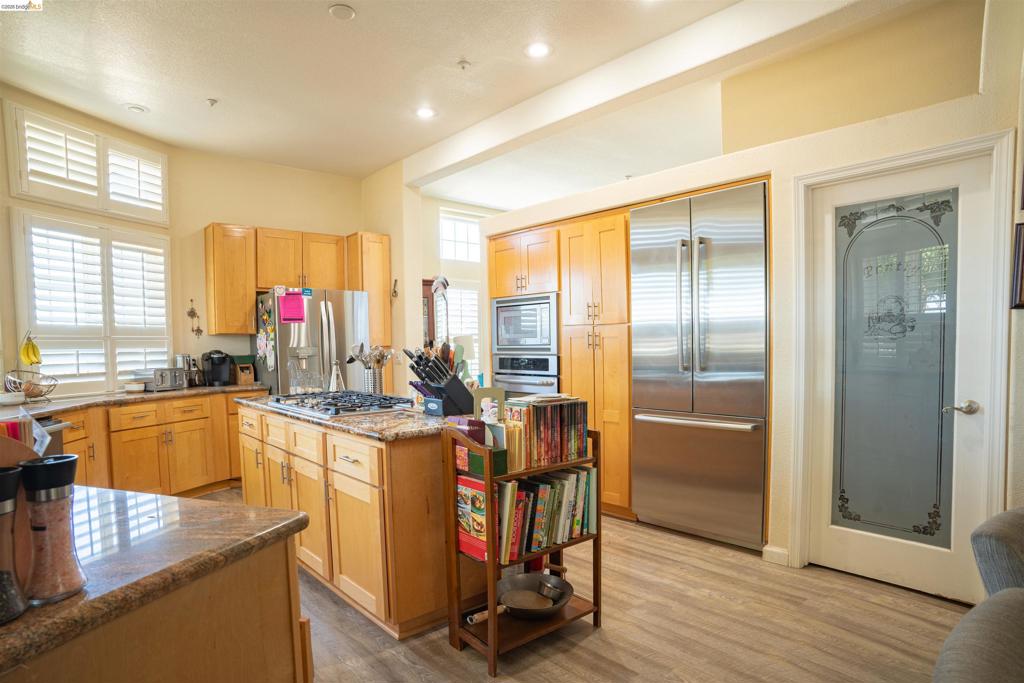 2017 Walnut Blvd Property Photo 14