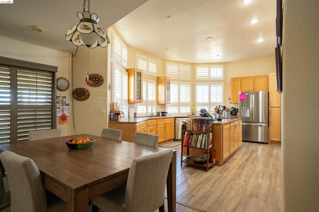 2017 Walnut Blvd Property Photo 15