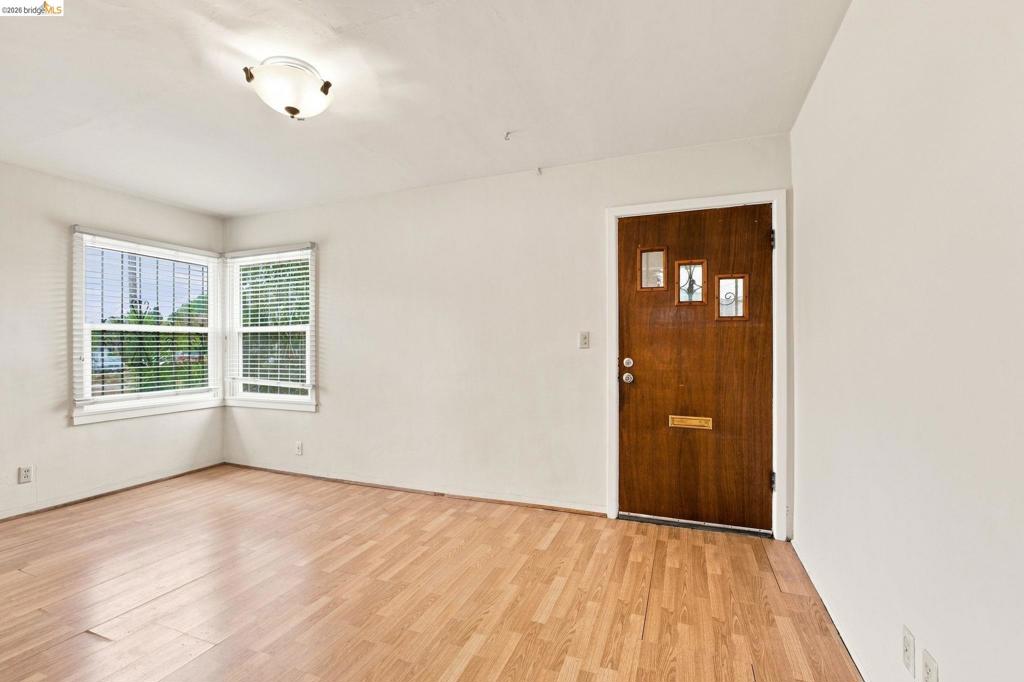 274 Collins Property Photo 7