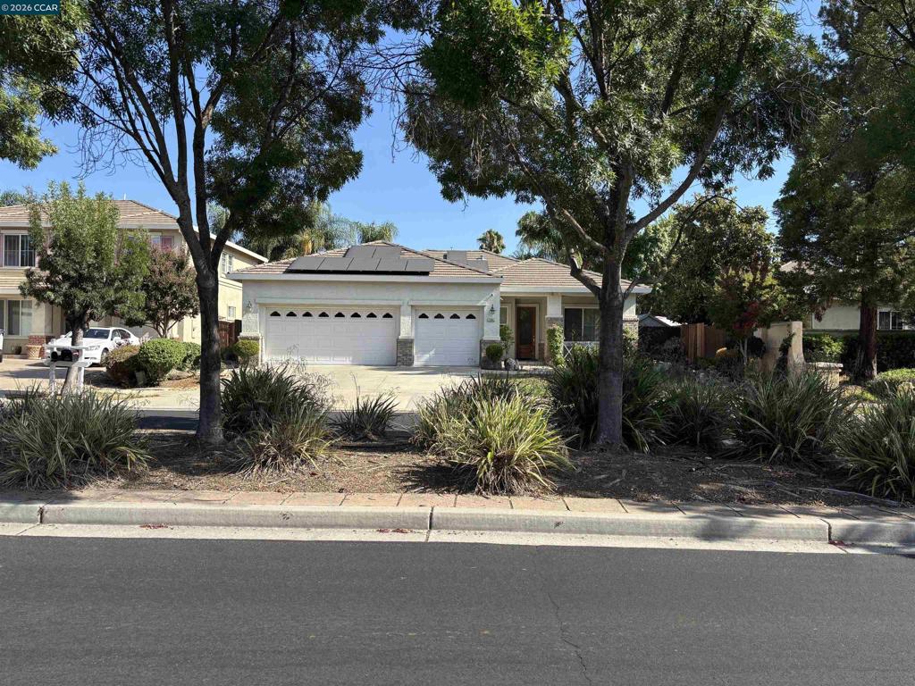 1061 Somersby Way Property Photo 1
