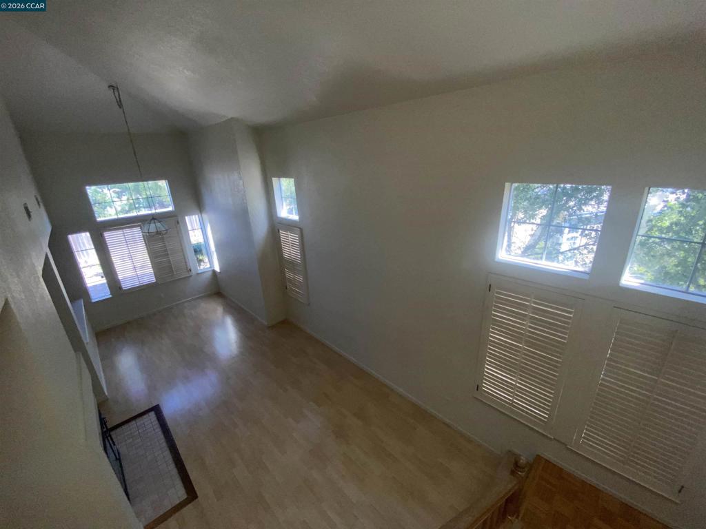 293 Scotts Vly Property Photo 6