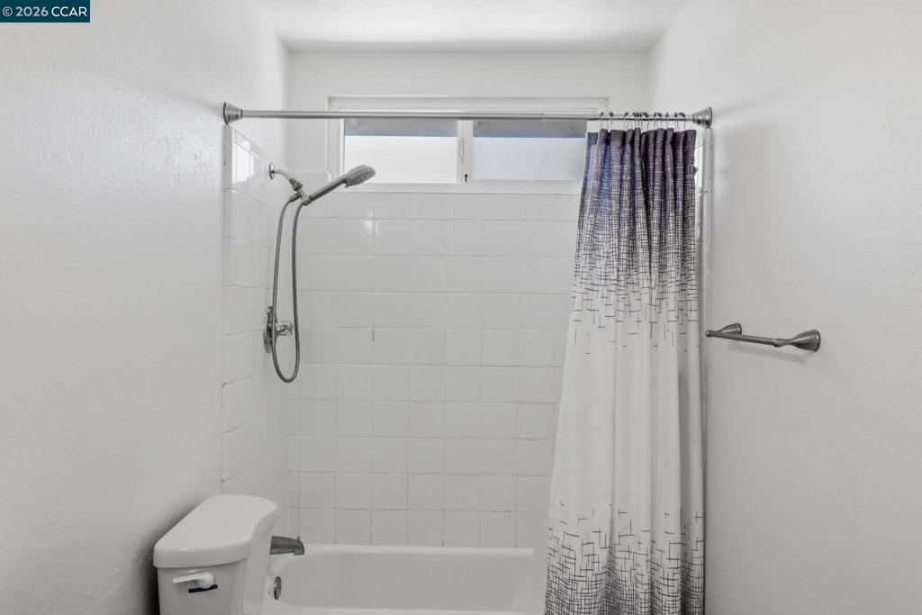 2750 Gomes Ct Property Photo 24