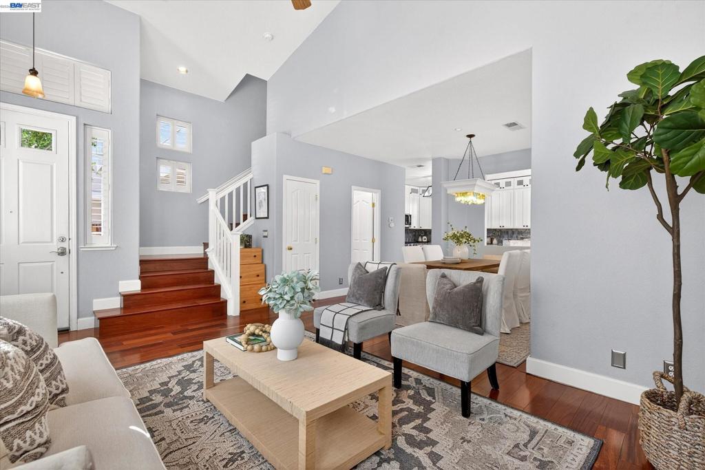 2038 Mulberry Cmn Property Photo 5