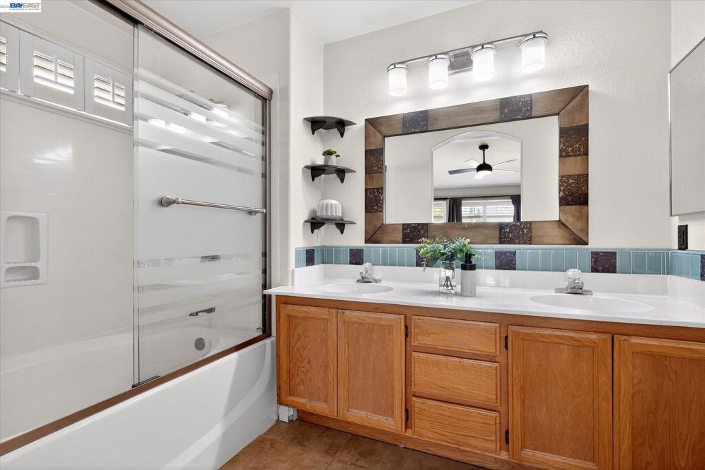 2038 Mulberry Cmn Property Photo 19