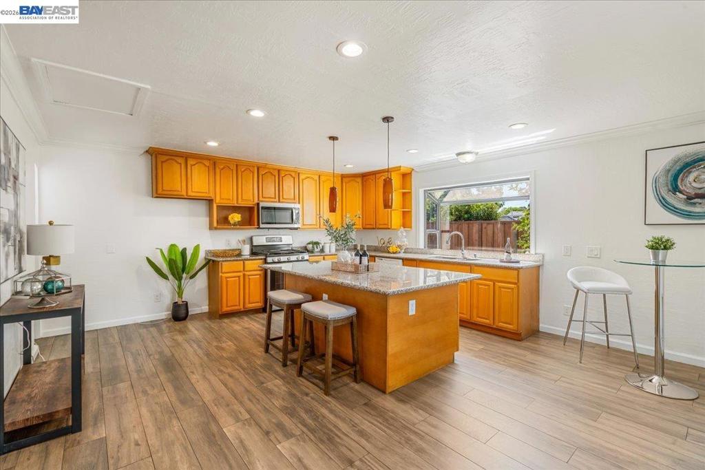 3675 Monterey Blvd Property Photo 4