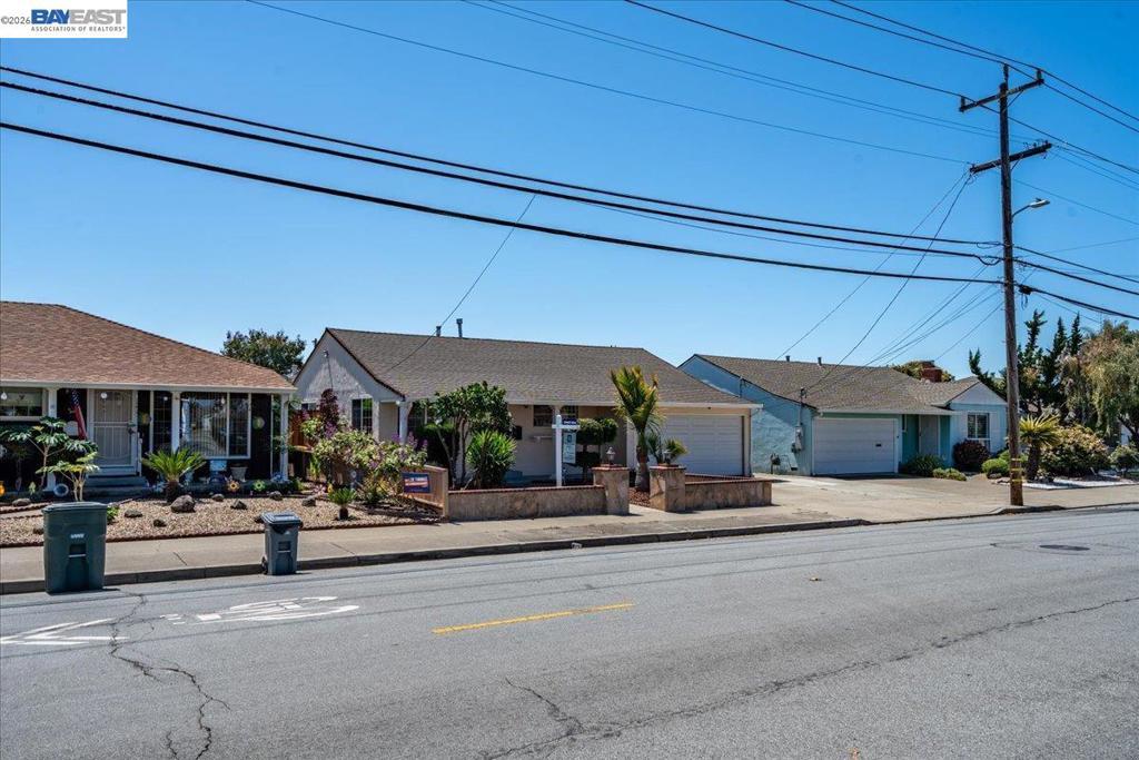 3675 Monterey Blvd Property Photo 61