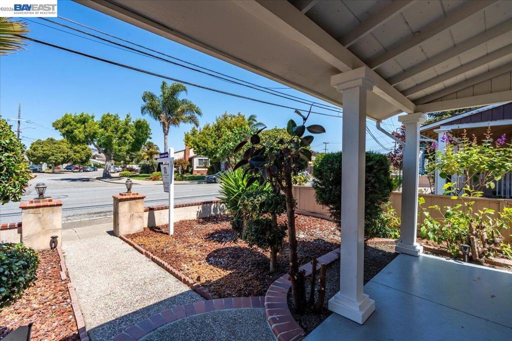 3675 Monterey Blvd Property Photo 63