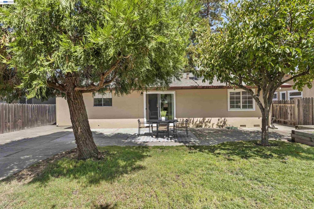5253 Iris Way Property Photo 26
