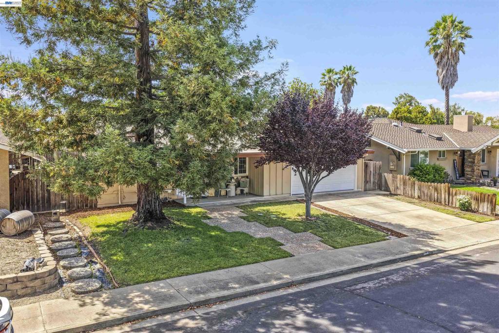 5253 Iris Way Property Photo 46