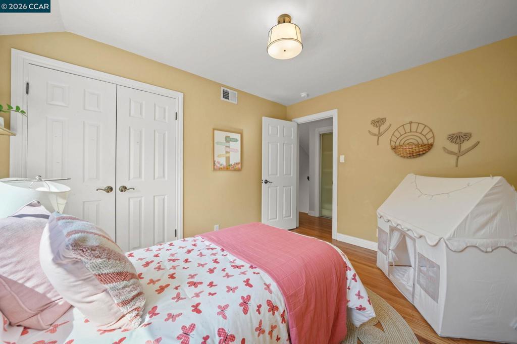 1830 Taft St Property Photo 24