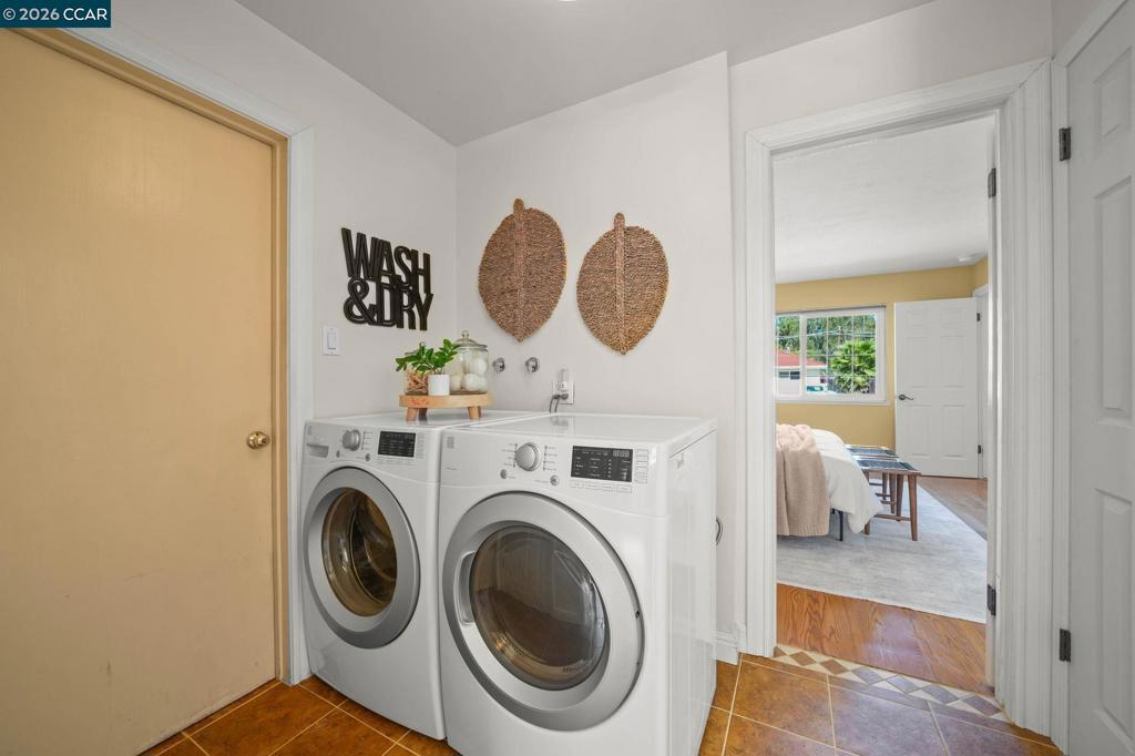 1830 Taft St Property Photo 30
