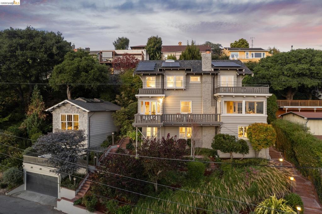 150 Scenic Ave Property Photo