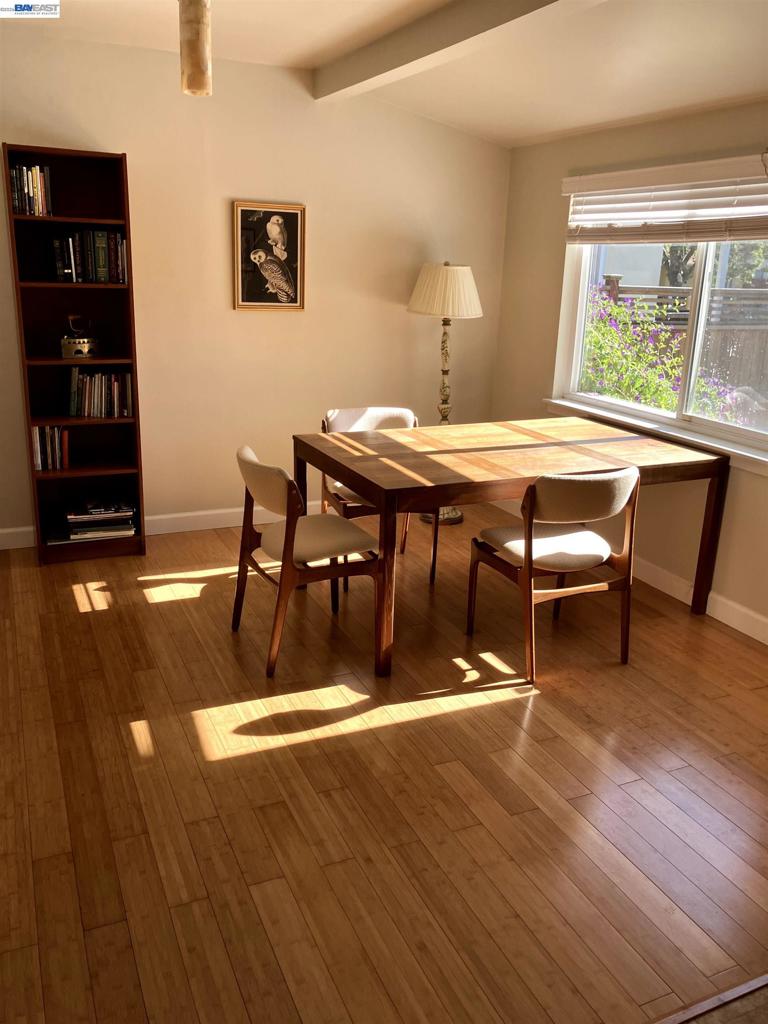 1066 Maple Ave Property Photo 11