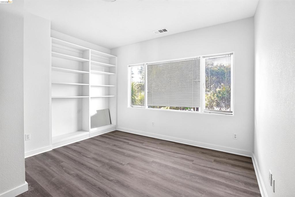 2520 Milvia St Property Photo 12