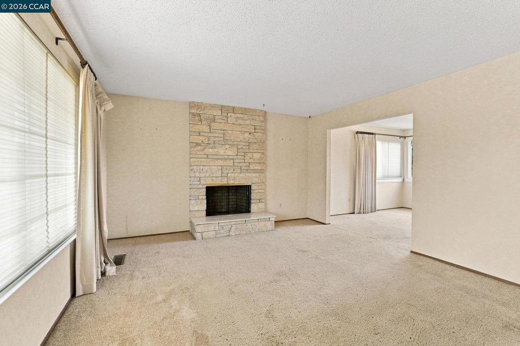 2685 Alhambra Way Property Photo 7