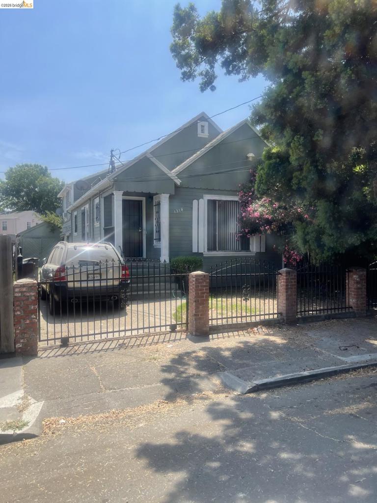 1314 99th Ave Property Photo 1