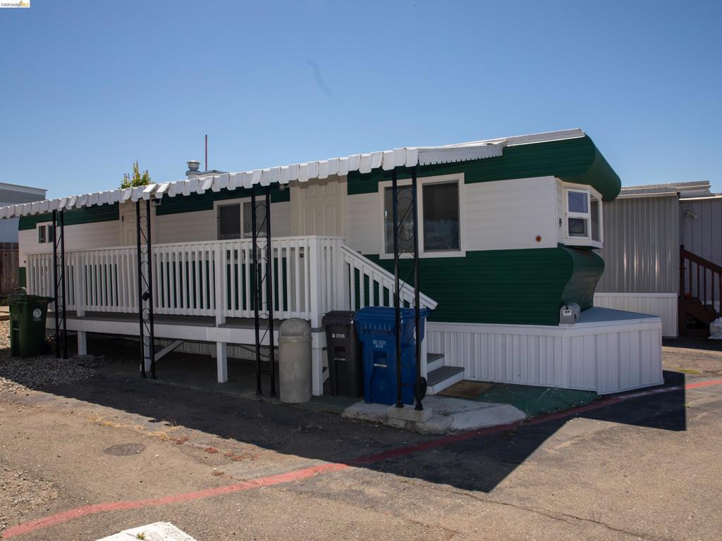 3875 Castro Valley Blvd Property Photo 8