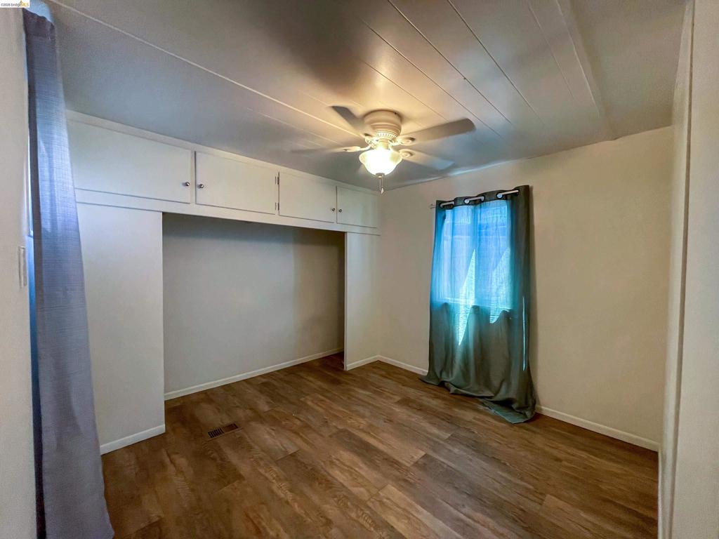 3875 Castro Valley Blvd Property Photo 19