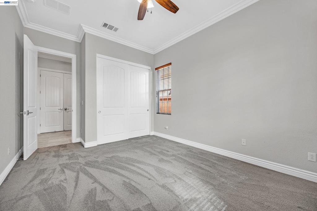 2107 Rioja Way Property Photo 6