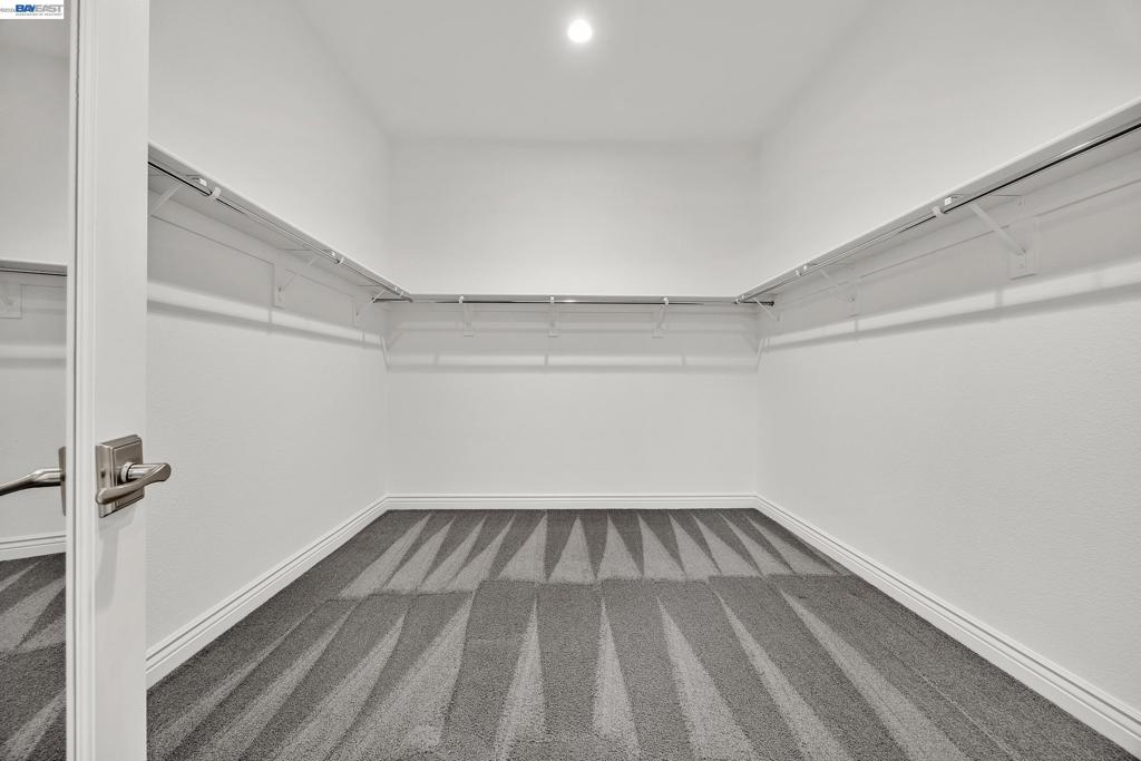2107 Rioja Way Property Photo 28
