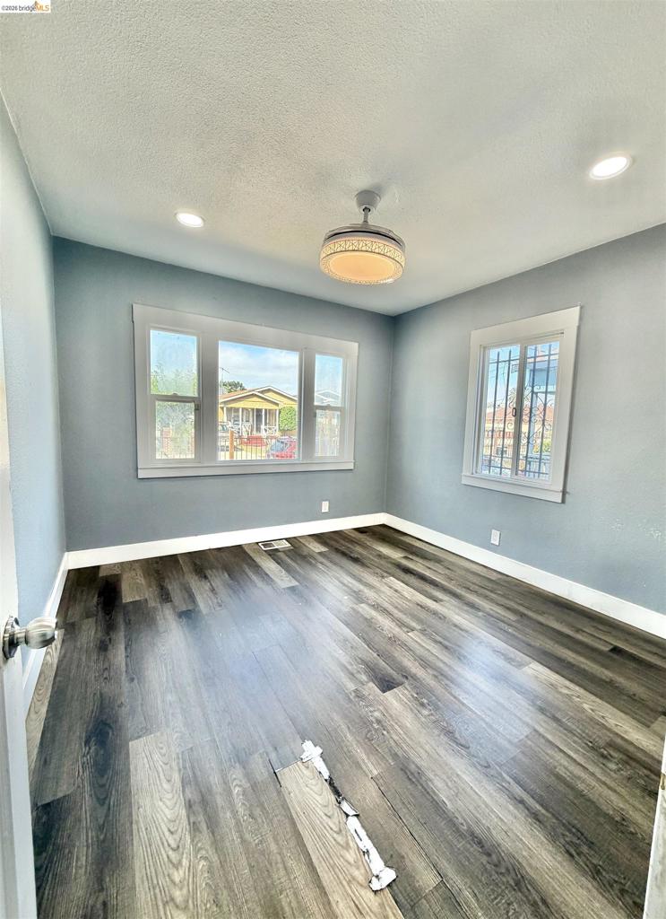 9926 C St Property Photo 3