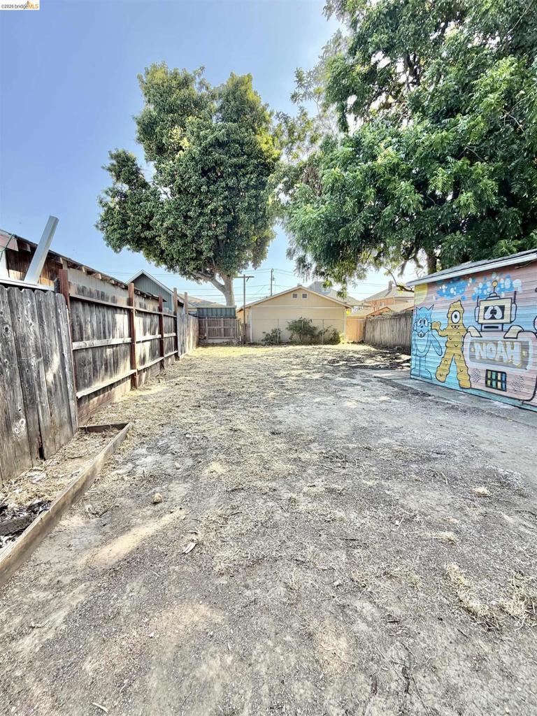 9926 C St Property Photo 10