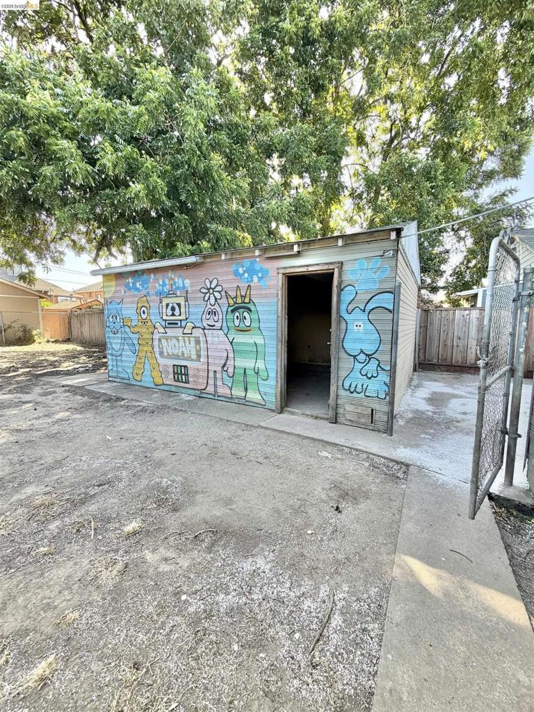 9926 C St Property Photo 11