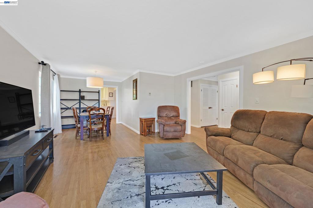 1254 Daily Dr Property Photo 5