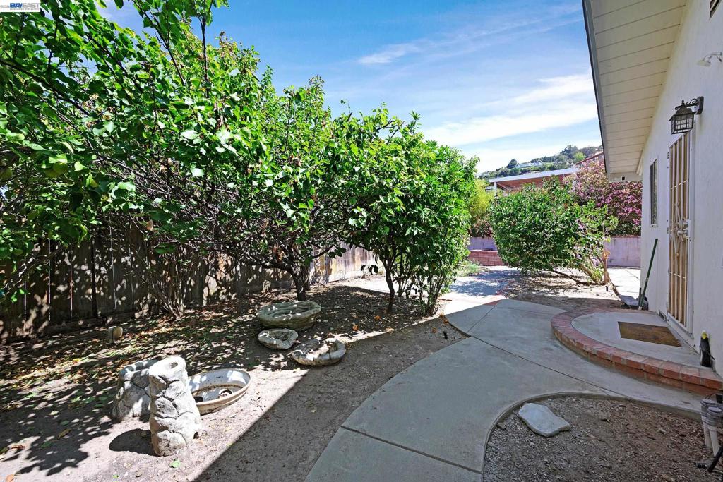 1254 Daily Dr Property Photo 35