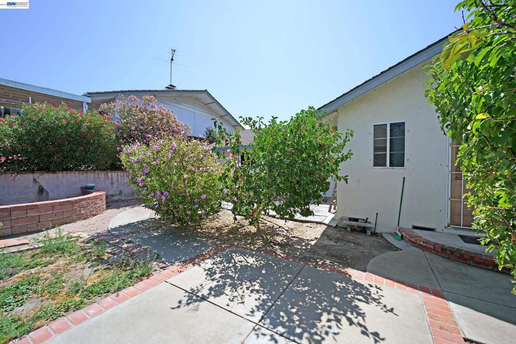 1254 Daily Dr Property Photo 40