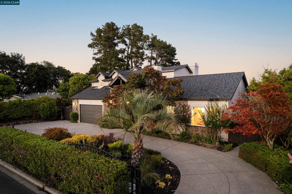 78 Scenic Dr Property Photo 1