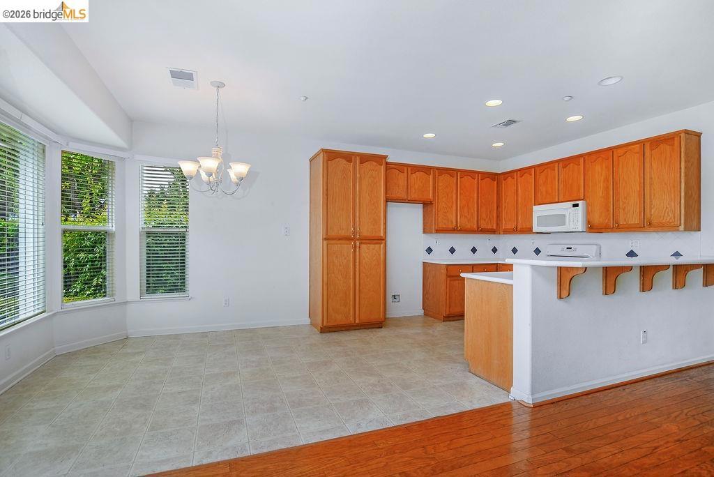 987 Centennial Dr Property Photo 6