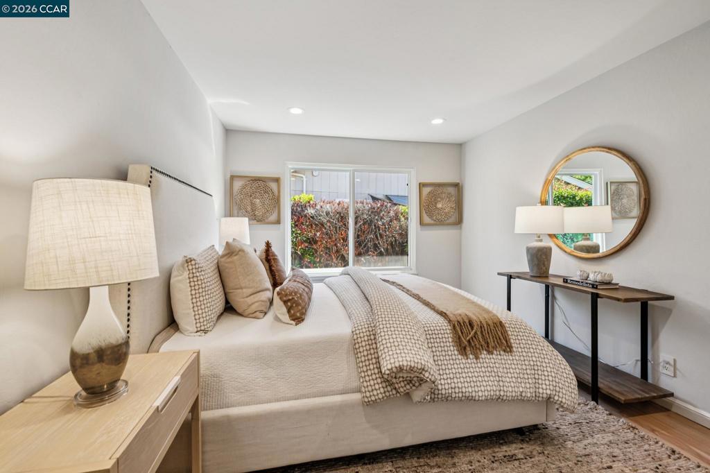 720 Graham Ct Property Photo 42